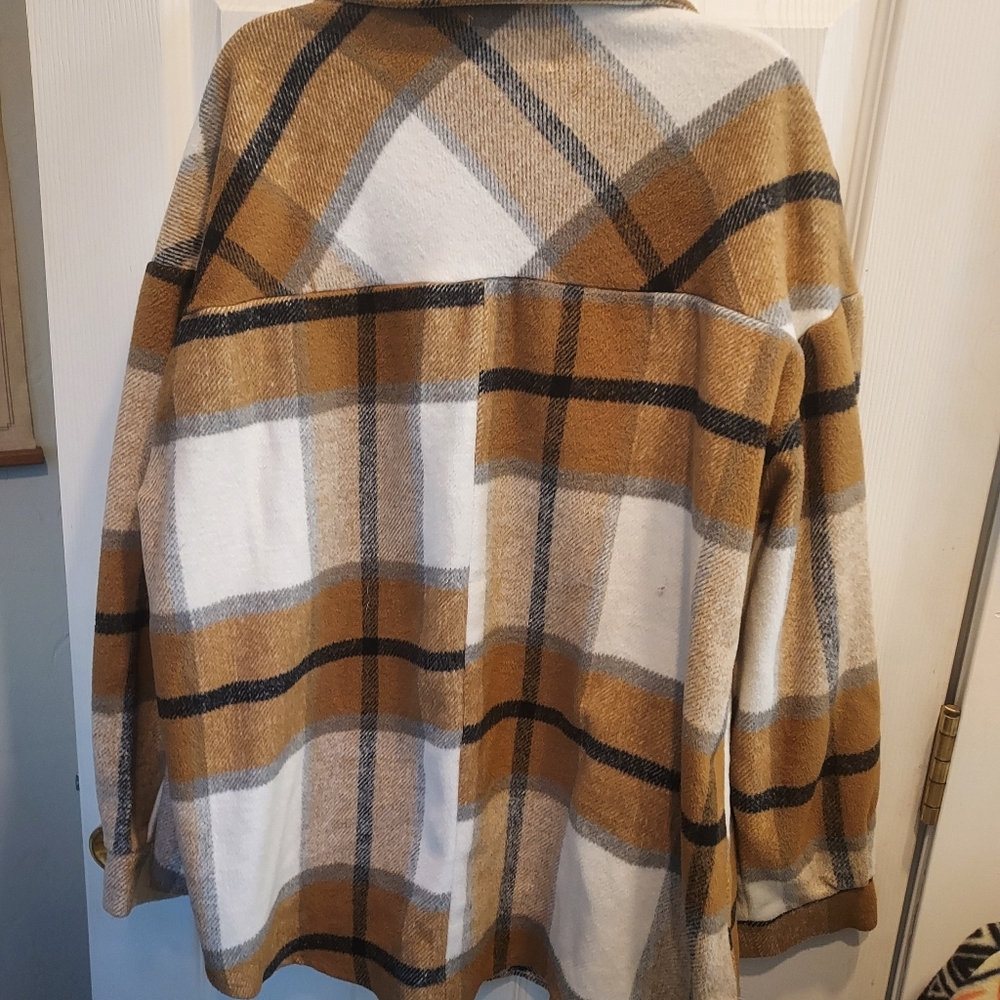 Hyfve Plaid Button-Up Shacket - Picture 5 of 5